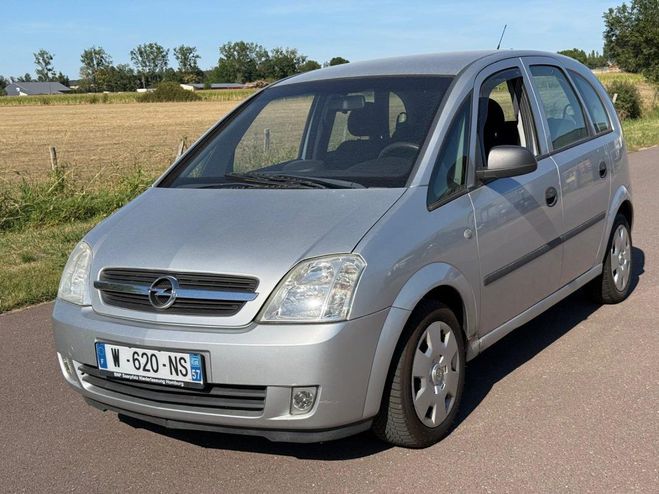 Opel Meriva 1.6i 100ch Gris M�tallis� de 2004