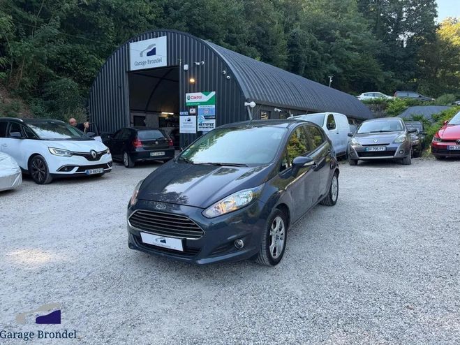 Ford Fiesta IV 1.5 TDCi 75cv Trend 2�me main Phase 2 Gris de 2013