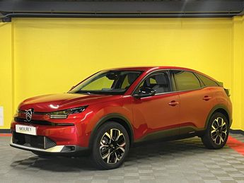 Voir d&eacute;tails -Citroen C4 1.2i Hybride - 145CV - BV e-DCS 6 BERLIN &agrave; Issoire (63)