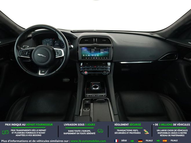 Jaguar F Pace 2.0 - 300 ch AWD BVA Gris M�tallique de 2019