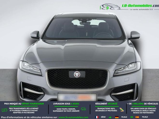 Jaguar F Pace 2.0 - 300 ch AWD BVA Gris M�tallique de 2019