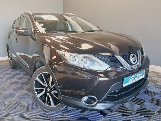 Nissan Qashqai 1.6 dCi 130 ch Tekna Violet de 2014