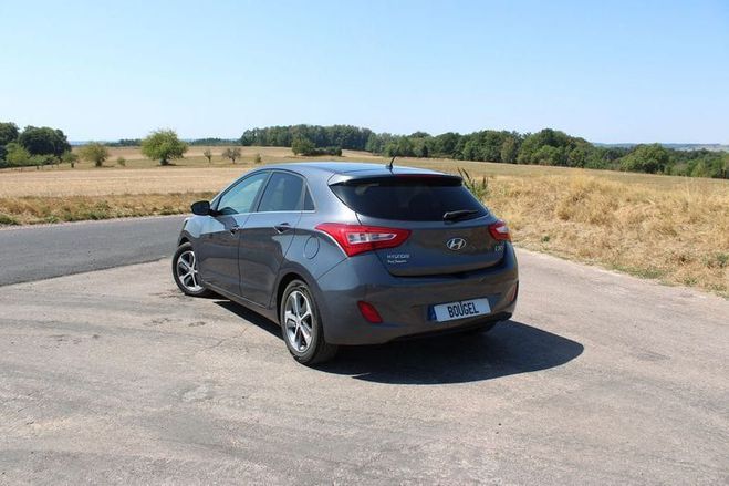 Hyundai I30 1L6 CRDI 110 CV EDITION GO! CLIM USB JA  Gris de 2016