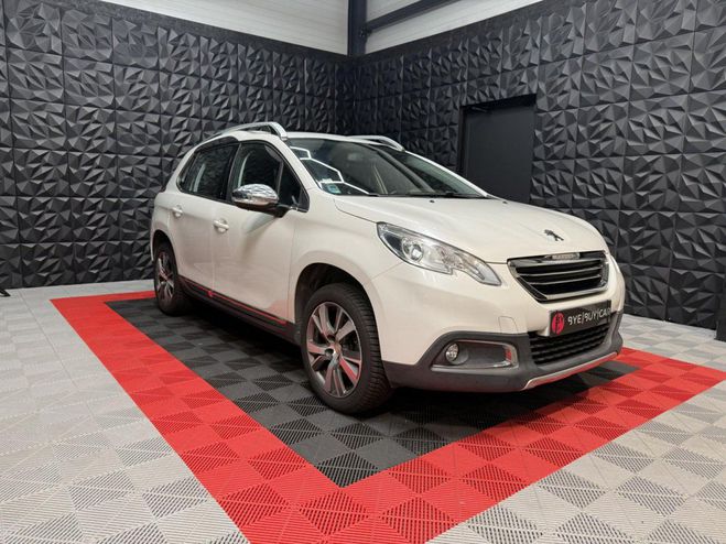 Peugeot 2008 ALLURE 1.6l 120CH GRIP CONTROL GARANTIE  BLANC de 2015