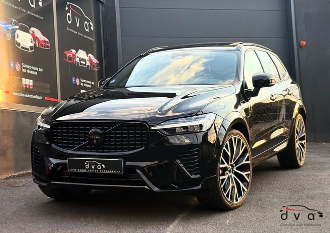 Volvo XC60 T6 253   145 ch Black Edition AWD Noir de 2024