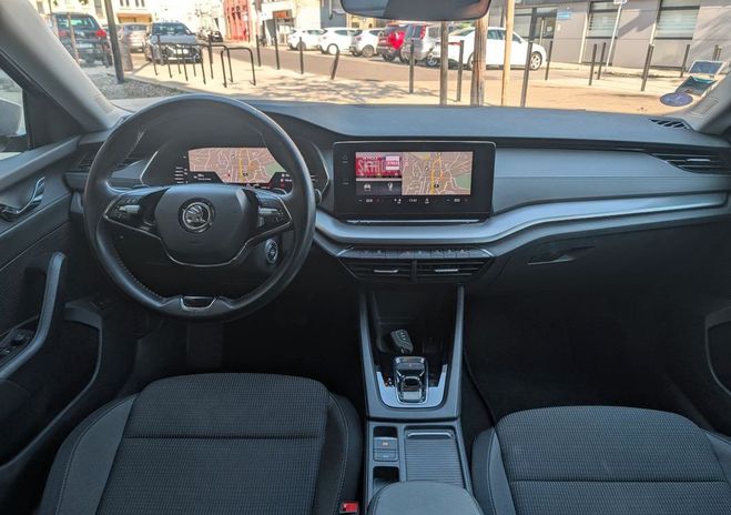 Skoda Octavia Combi 1.4 TSI 204ch HYBRID PHEV 13KWH AM Gris de 2021