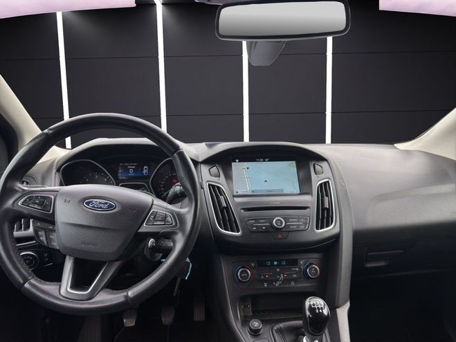 Ford Focus 1.5 TDCI 120CH STOP&START BUSINESS NAV Noir de 2017