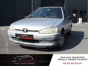  Voir d&eacute;tails -Peugeot 106 1.1 Open Pack 5p &agrave; Caudan (56)