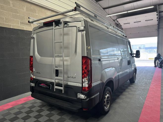 Iveco Daily 2.3 l2h1 140cv Blanc de 2025