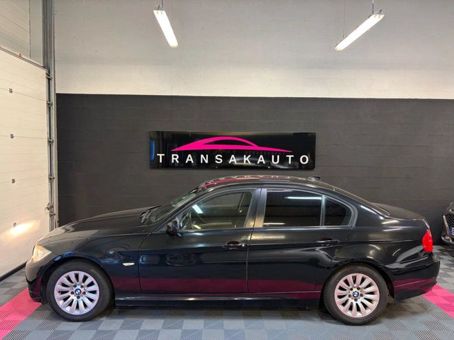 BMW Serie 3 e90 lci 318d 143 ch confort entretiens j Noir de 2009