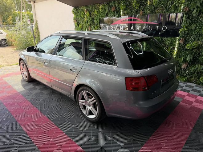 Audi A4 2.0 tdi attraction 140 cv boite auto sui Gris de 2007