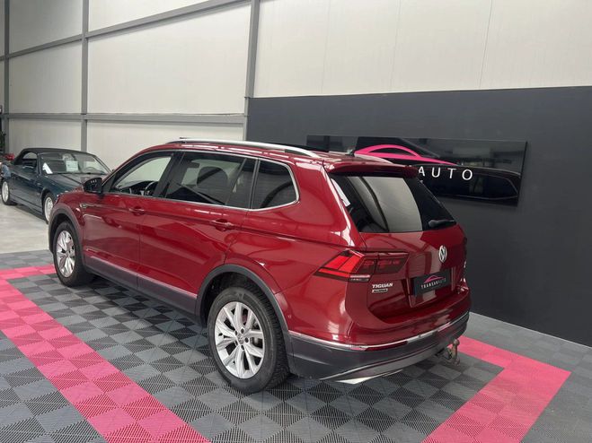 Volkswagen Tiguan allspace carat 4motion carplay to attela Rouge de 2018