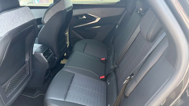 Peugeot 3008 3008 Hybrid 145 e-DCS6 GT 5p Gris Titane de 2026