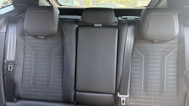 Peugeot 3008 3008 Hybrid 145 e-DCS6 GT 5p Gris Titane de 2026