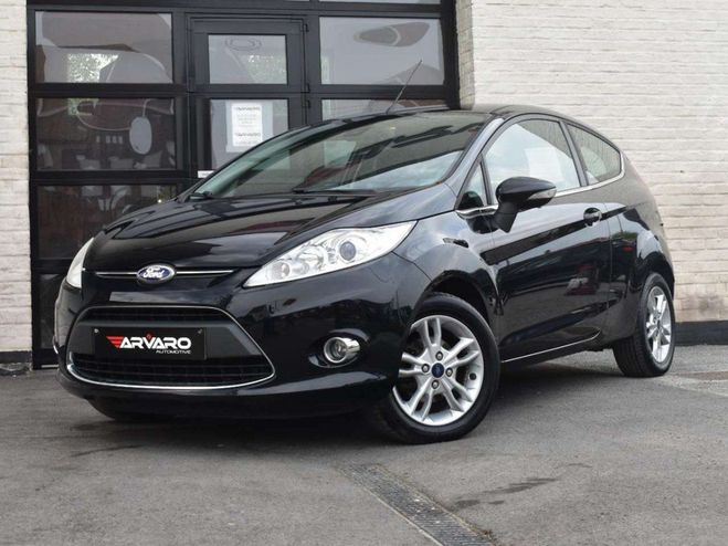 Ford Fiesta 1.25i Titanium Xenon Airco Topstaat Gara Noir M�tallis� de 