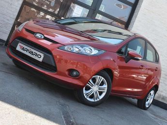  Voir d&eacute;tails -Ford Fiesta 1.25i Titanium Trekhaak Airco Garantie &agrave; Kuurne (85)