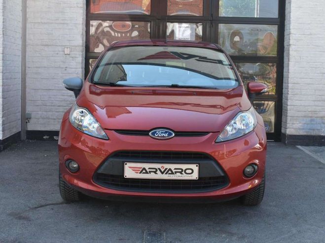 Ford Fiesta 1.25i Titanium Trekhaak Airco Garantie Orange M�tallis� de 