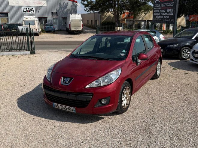 Peugeot 207 1.4 HDi 70ch BLUE LION Active Rouge de 2010