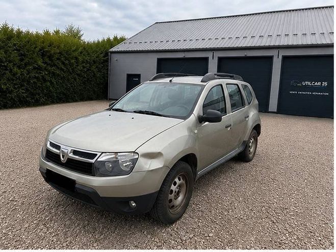Dacia Duster 1.5 DCI 110 CH 4X4 2 PLACES MOTEUR HS BLANC de 2013