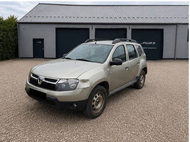 Dacia Duster 1.5 DCI 110 CH 4X4 2 PLACES MOTEUR HS BLANC de 2013