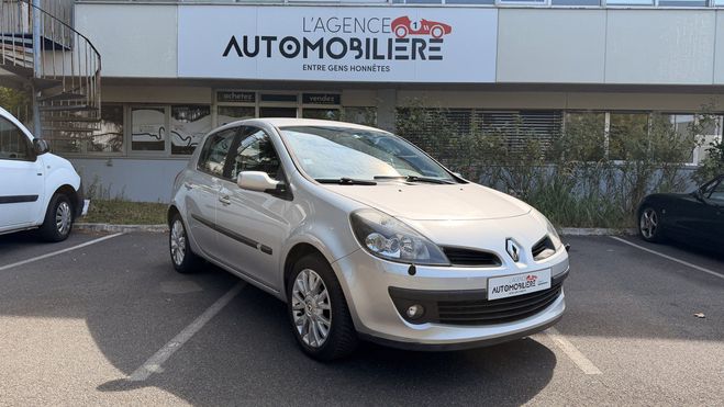 Renault Clio III 5 Portes 1.5 dCi 86 cv Gris de 2008