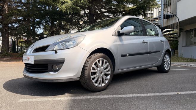 Renault Clio III 5 Portes 1.5 dCi 86 cv Gris de 2008
