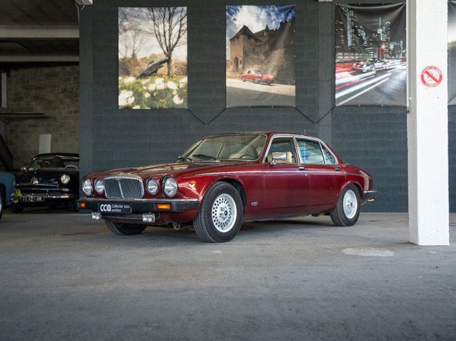 Jaguar Daimler  Regency Red M�tallis� de 1992