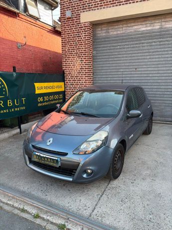  Voir d&eacute;tails -Renault Clio iii AUTHENTIQUE 1.5DCI 70 &agrave; Sin-le-Noble (59)