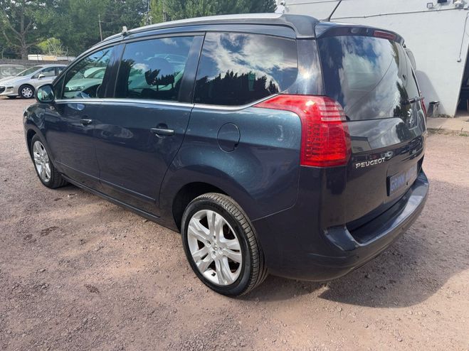 Peugeot 5008 1.6 HDi 112ch BLUE LION Gris de 2011