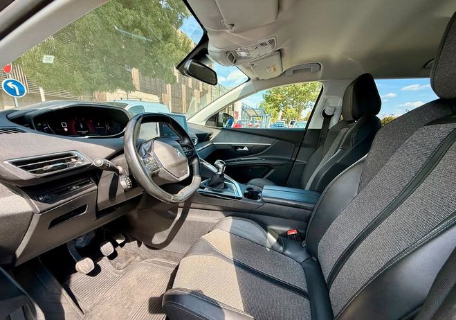 Peugeot 5008 1.5 bluehdi 130ch s&s allure Gris de 2019