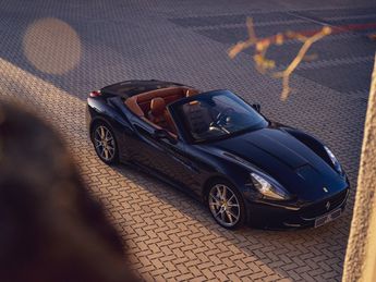  Voir d&eacute;tails -Ferrari California  &agrave; Zaventem (19)