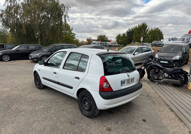 Renault Clio ii 1.4 16v 98ch phase 2 Blanc de 2003