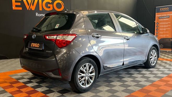 Toyota Yaris 1.5 100ch HYBRID FULL-HYBRID 20EME ANNIV Gris de 2017