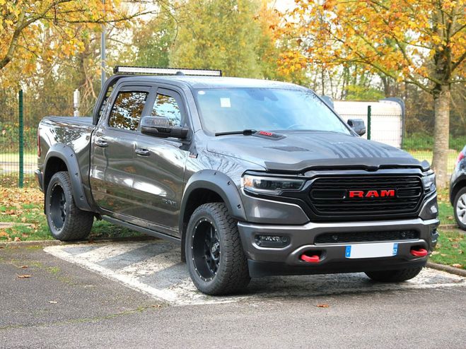Dodge Ram 1500 5.7 V8 LIMITED XL GRIS FONCE de 