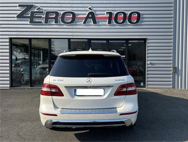 Mercedes Classe ML M/ML 350 D PACK AMG 3.0 V6 258ch 4MATIC  Blanc de 2011