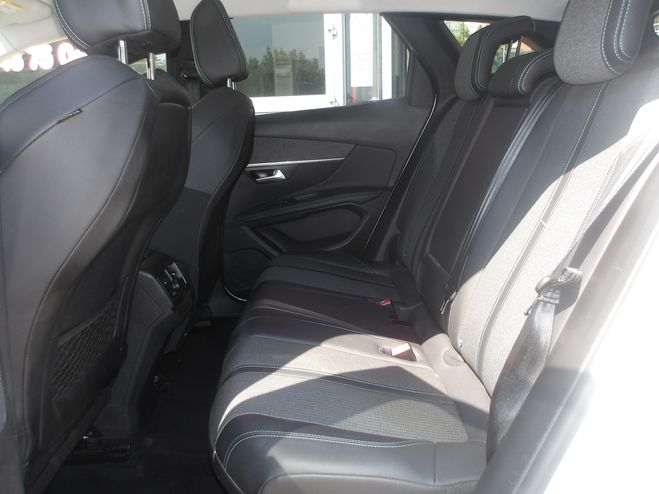 Peugeot 3008 1.5 BLUEHDI 130CH S&S ALLURE PACK EAT8 BLANC NACR� de 2022