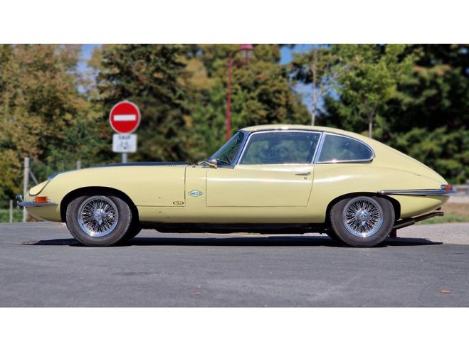 Jaguar E-Type E COUPE 4.2 265 JAUNE de 1967