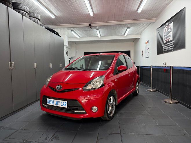 Toyota Aygo 1.0 68Ch Dynamic - 79 000 Kms Rouge de 2013
