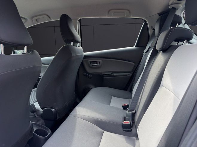 Toyota Yaris 110 VVT-I DYNAMIC 5P RC18 Blanc de 2019