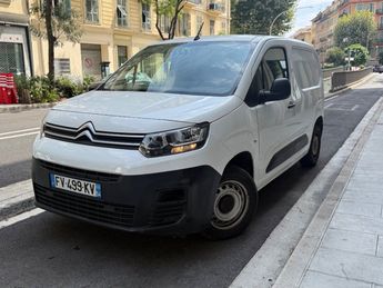  Voir d&eacute;tails -Citroen Berlingo Taille XL 1.2l PureTech 110cv SS BVM6 Li &agrave; Nice (06)