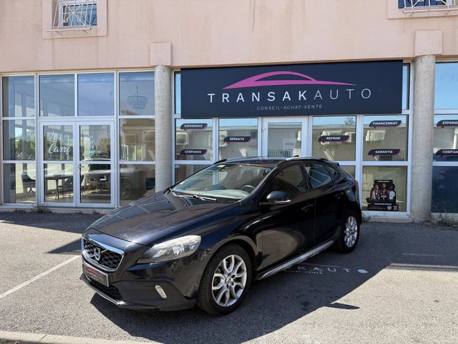 Volvo V40 ii cross country d3 2.0 tdi 20v geartron Noir de 2015