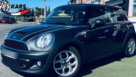 Mini One Cooper SD 143ch MOTEUR A CHAINE 2013 d'occasion a Saint-Maximin-la-Sainte-Baume (83)