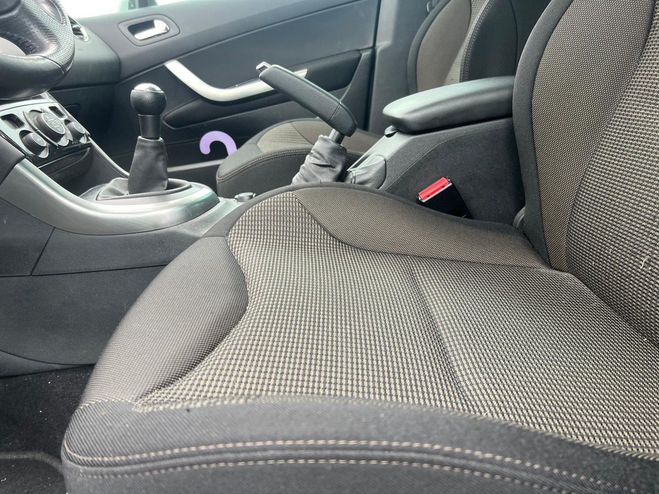 Peugeot 308 (2) SW 1.6 VTI 120 ACTIVE TRES BELLE AUT Gris de 2013