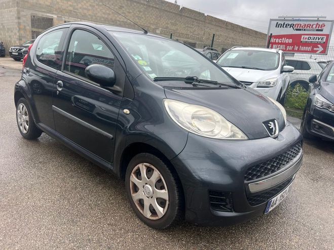 Peugeot 107 (2) 1.0 12V 68 SPORTIUM 5P PETITE CITADI Gris anthracite de 2009