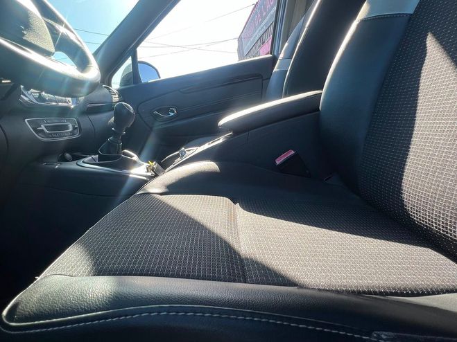 Renault Scenic III (2) 1.5 DCI 110 BOSE �DITION ok Gris de 2012