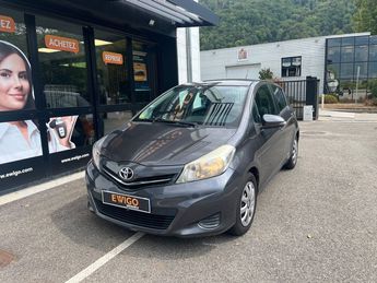  Voir d&eacute;tails -Toyota Yaris 1.4L D4D 90ch + CAMERA DE RECUL / GPS /  &agrave;  Le Versoud (38)