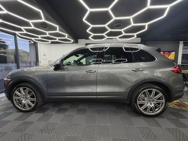 Porsche Cayenne S 4.8 V8 S Tiptronic S A / R�VISION TR�S Gris de 2010