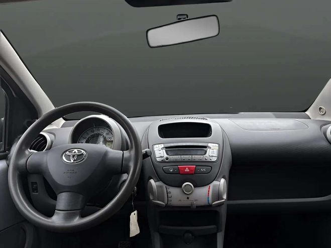 Toyota Aygo 1.0 VVT-I 68CH CONFORT MMT 5P GRIS C de 2006