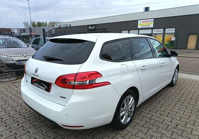 Peugeot 308 II 1.6 HDi 120 GPS Bluetooth Cam�ra Cuir Blanc de 2015