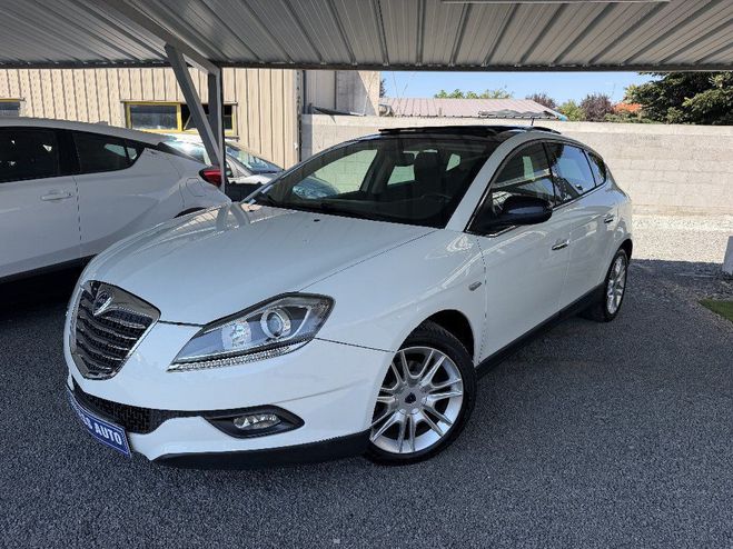 Lancia Delta 1.6 Multijet 120 Platinium Blanc de 2013